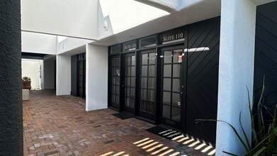 1645 E Missouri Ave, Phoenix, AZ à louer Photo intérieure- Image 1 de 1