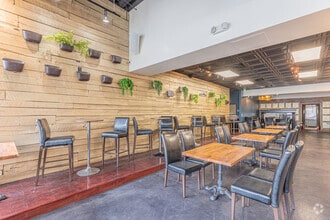 925 B St, San Diego, CA for sale Interior Photo- Image 2 of 6