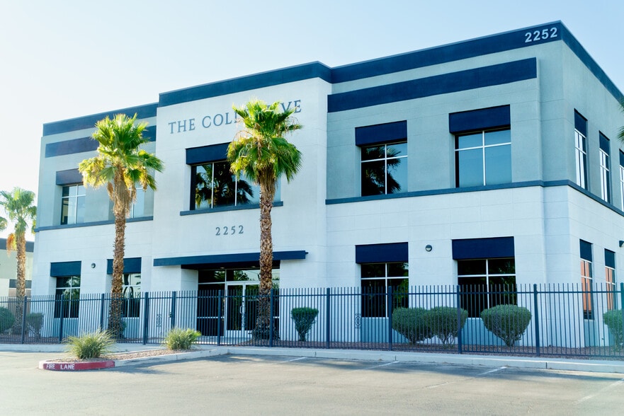 2252 Pama Ln, Las Vegas, NV for lease - Building Photo - Image 2 of 24