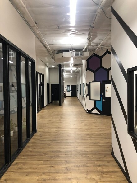 2600 Cesar Chavez Blvd, Fresno, CA for lease - Interior Photo - Image 2 of 12