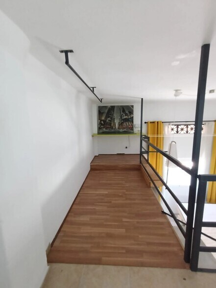 Retail in Tarifa, Cádiz for lease - Interior Photo - Image 2 of 2