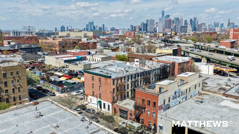 721 Henry St, Brooklyn, NY à vendre - Photo du bâtiment - Image 2 de 3
