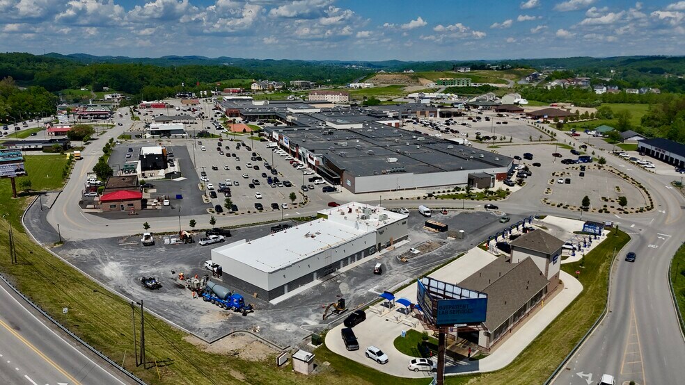 2600 Middletown Commons, White Hall, WV à louer - Photo du bâtiment - Image 2 de 71