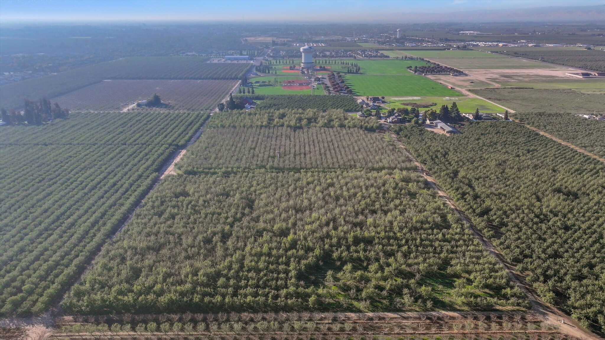 14057 E Clinton South Ave, Ripon, CA à vendre Photo principale- Image 1 de 20