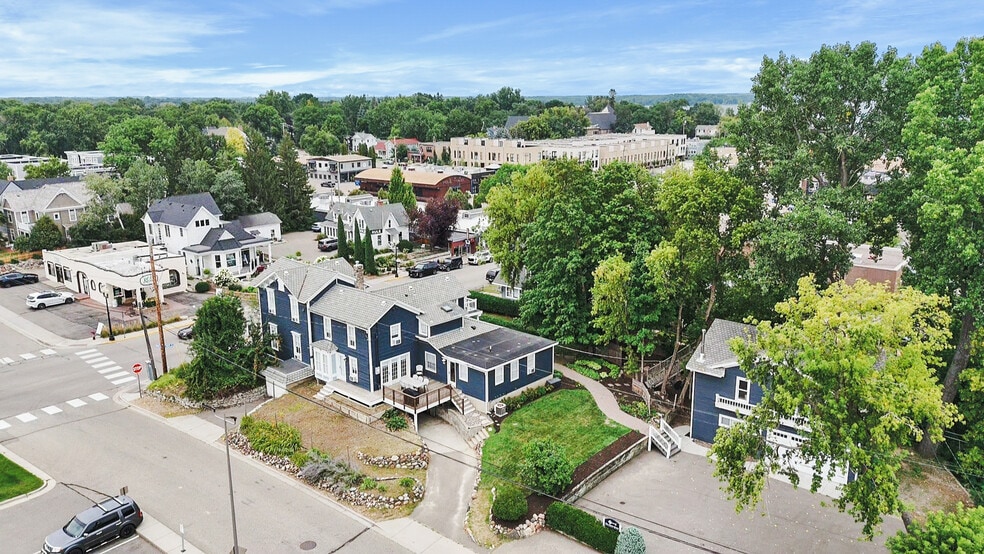 371 Water St, Excelsior, MN à vendre - Photo du bâtiment - Image 2 de 37