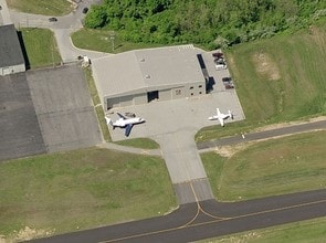 2000 Brett Rd, New Castle, DE - AERIAL  map view