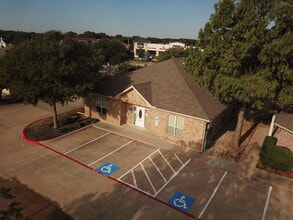 3201 Teasley Ln, Denton, TX à louer Photo intérieure- Image 1 de 1