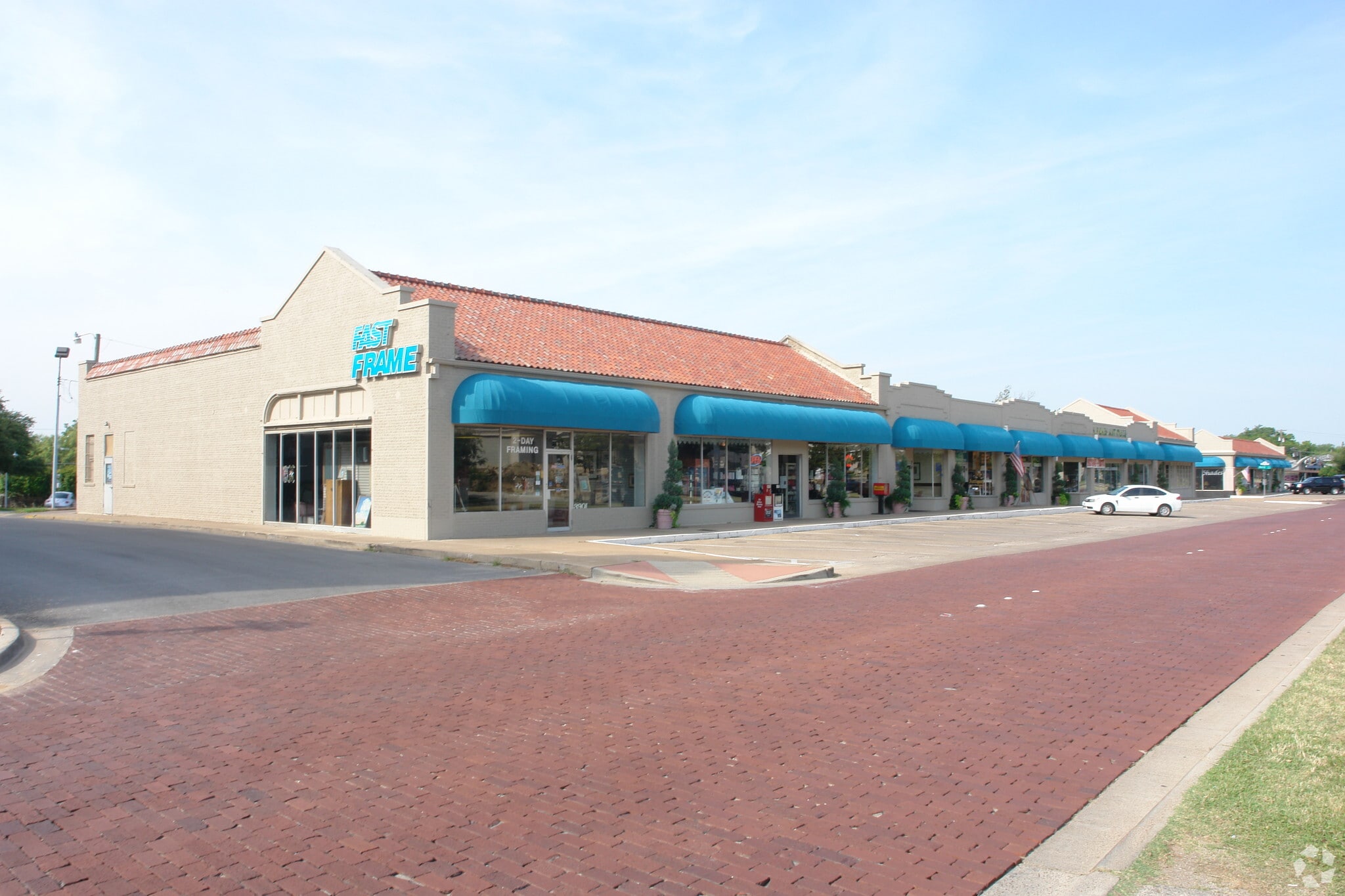 4000 Camp Bowie Blvd, Fort Worth, TX for lease Primary Photo- Image 1 of 5