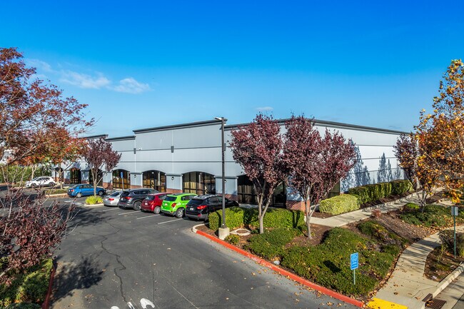 Plus de détails pour 1331 Aviation Blvd, Lincoln, CA - Industriel à louer