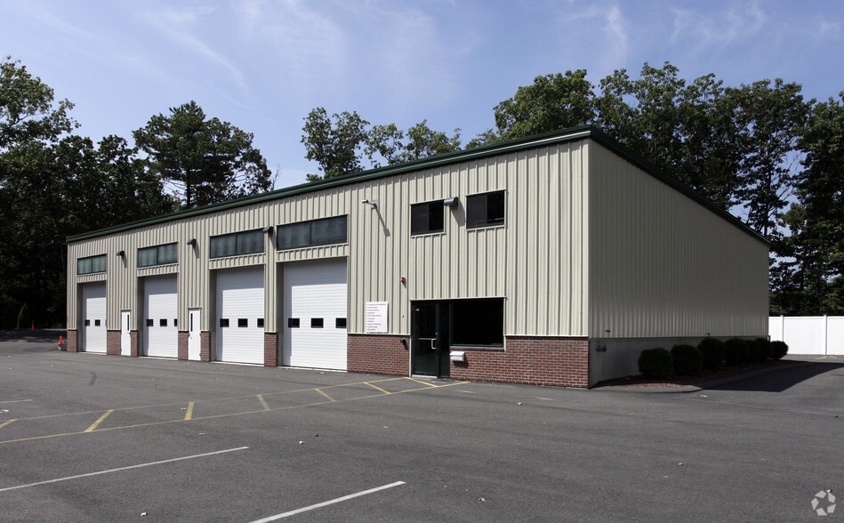 33 Forge Hill Rd, Franklin, MA for lease - Primary Photo - Image 1 of 7