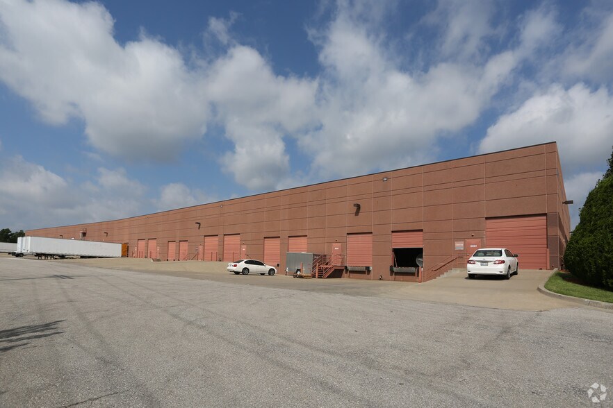 8081-8145 Flint St, Lenexa, KS à louer - Photo du bâtiment - Image 2 de 3