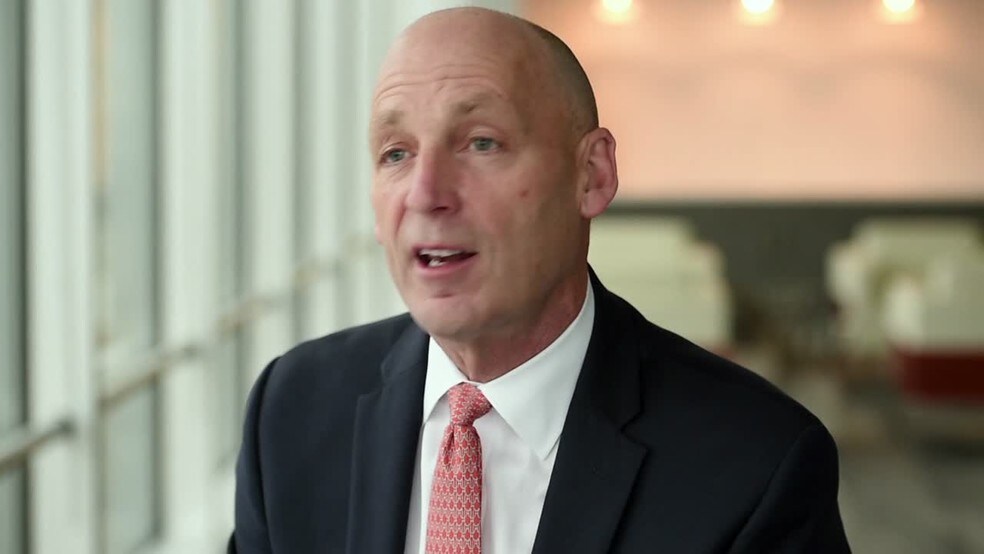 901 Main St, Dallas, TX à louer - Vidéo sur l’inscription commerciale - Image 3 de 24