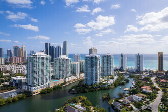 300-330 Sunny Isles Blvd, Sunny Isles Beach, FL - Aérien  Vue de la carte