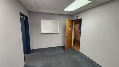 6301 Mountain Vista St, Henderson, NV à louer Photo intérieure- Image 2 de 6