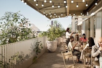 Twin Sails Bridge Approach, Poole for lease Interior Photo- Image 2 of 3