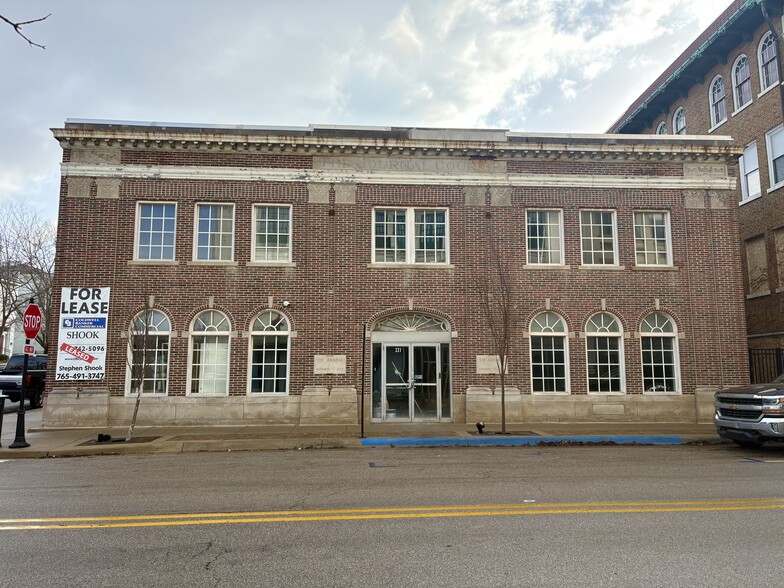 221 N 6th St, Lafayette, IN for lease - Primary Photo - Image 1 of 4