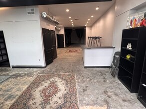 4944 Vineland Ave, North Hollywood, CA for lease Building Photo- Image 1 of 3