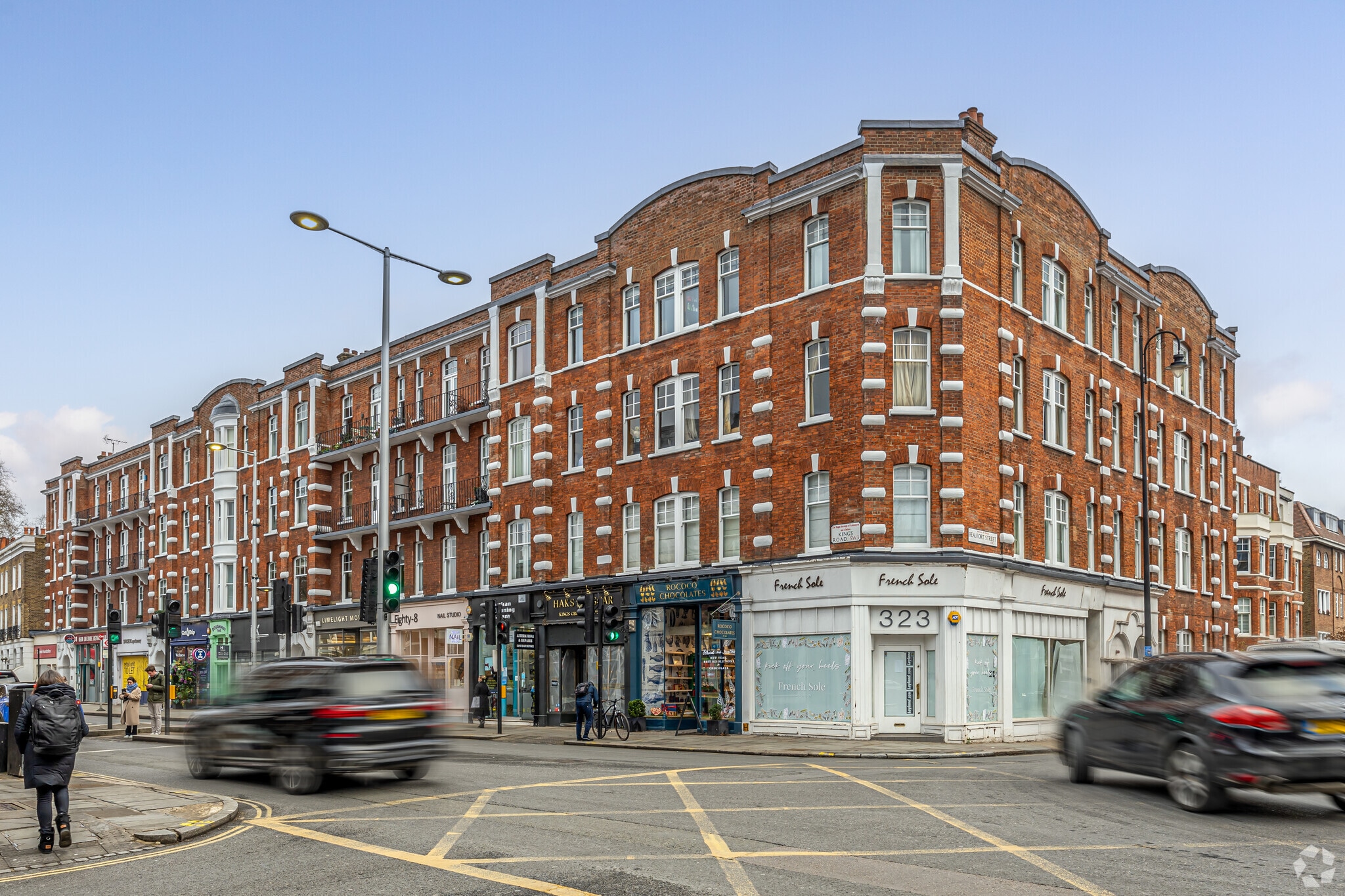 305 Kings Rd, London for lease Primary Photo- Image 1 of 3
