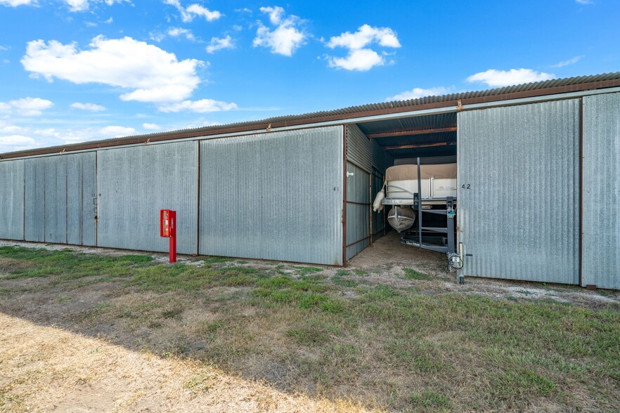 8826 Fm 725, Mcqueeney, TX for sale - Building Photo - Image 3 of 6