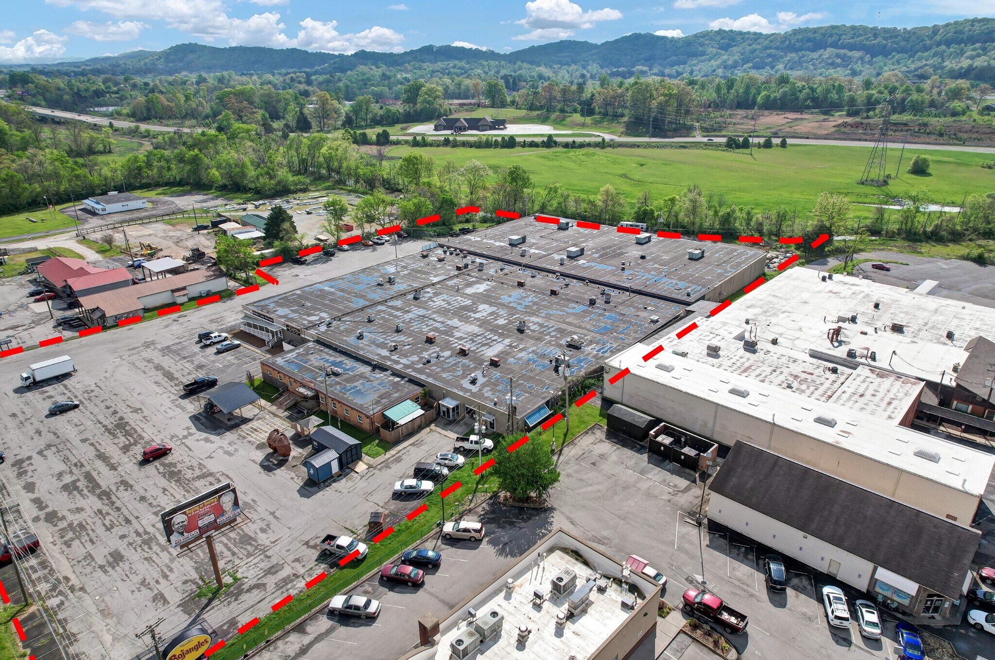 1904 W Emory Rd, Powell, TN à vendre Photo du bâtiment- Image 1 de 37