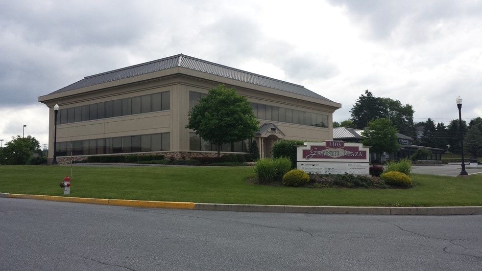 1103 Rocky Dr, West Lawn, PA for lease - Building Photo - Image 2 of 6