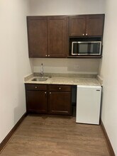 4645 Avon Ln, Frisco, TX for lease Interior Photo- Image 2 of 5