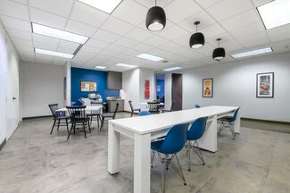 Plus de détails pour 200 S Executive Dr, Brookfield, WI - Coworking à louer