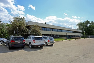 Plus de détails pour 7708 Wagner Rd NW, Edmonton, AB - Bureau à louer