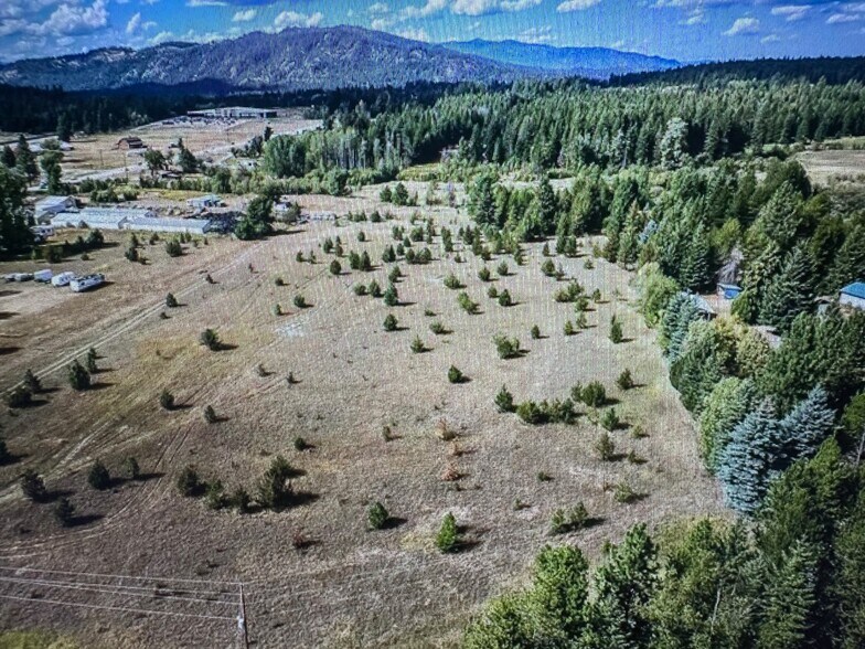 3 Westmond Rd, Sagle, ID à vendre - Photo du bâtiment - Image 2 de 9