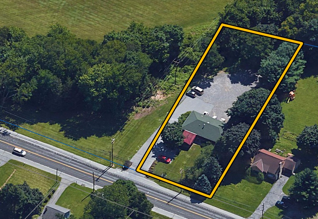 876 Dutchess Tpke, Poughkeepsie, NY à vendre Photo du bâtiment- Image 1 de 5