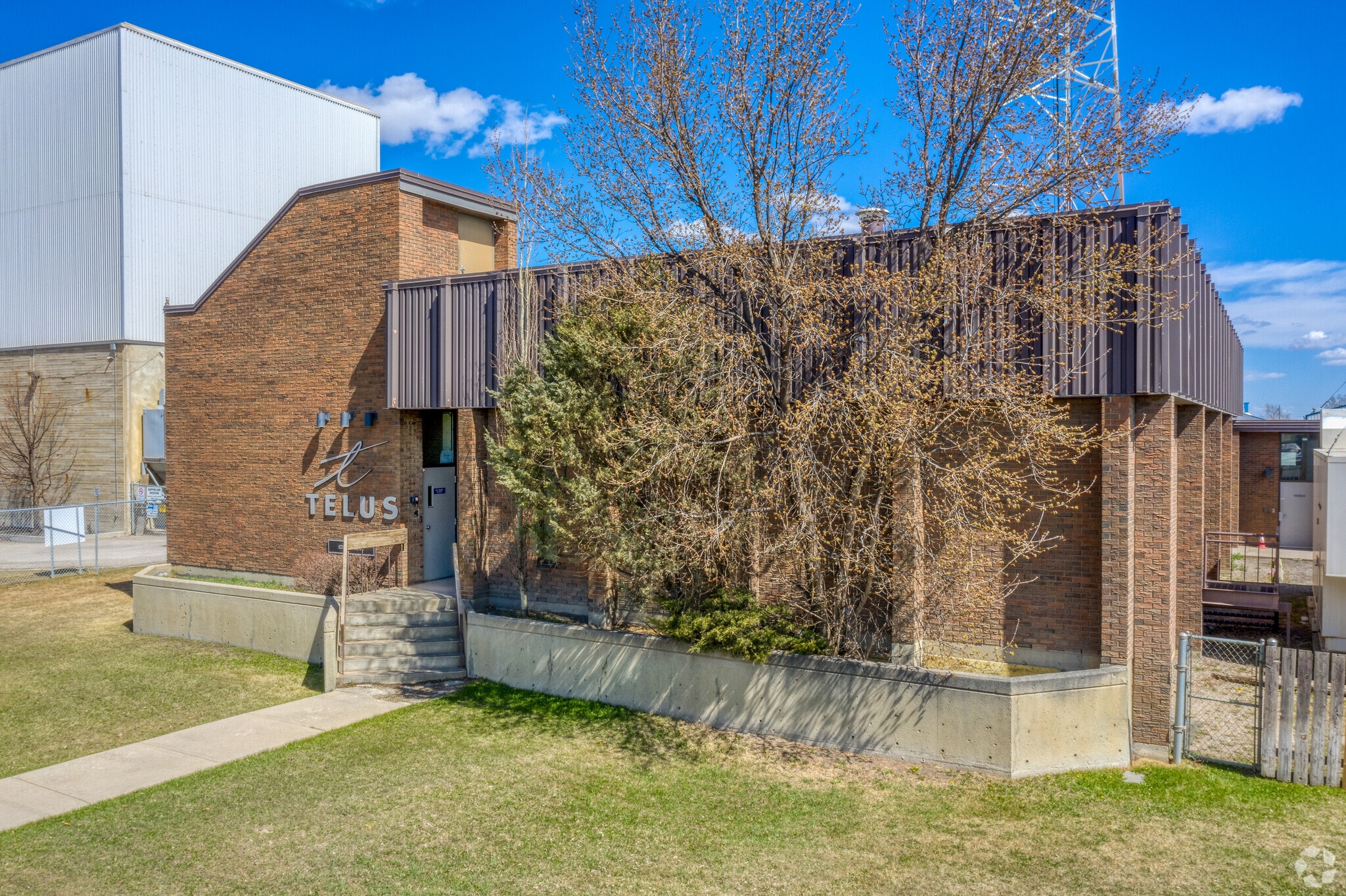 9112 40th St SE, Calgary, AB for sale Building Photo- Image 1 of 1