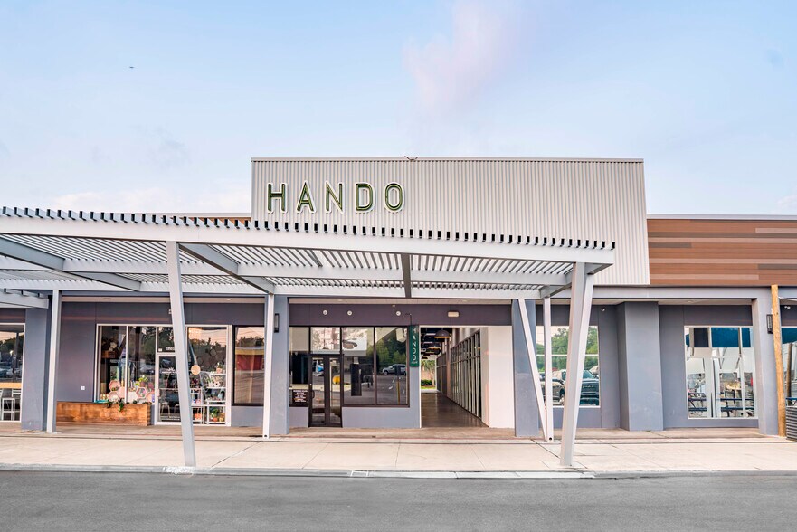 8141 Long Point Rd, Houston, TX à louer - Photo du bâtiment - Image 2 de 10