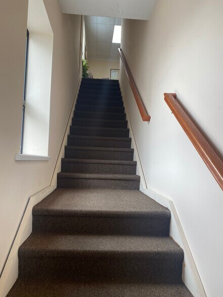 150-33 14th Ave, Whitestone, NY à louer - Photo du bâtiment - Image 3 de 3