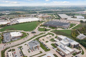 2791 Heartland Dr, Coralville, IA for lease Interior Photo- Image 2 of 4