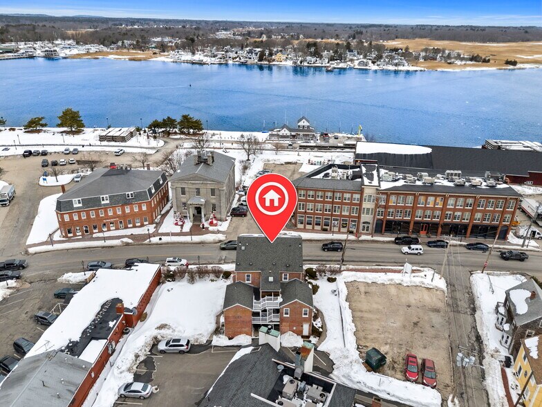 30-32 Water St #3, Newburyport, MA à vendre - Photo du bâtiment - Image 3 de 28