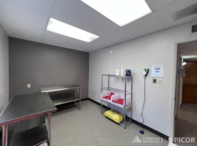 2121 N Beverly Ave, Tucson, AZ à louer - Photo du bâtiment - Image 3 de 6