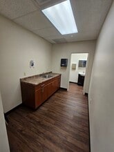 2600 Philmont Ave, Huntingdon Valley, PA à louer Photo intérieure- Image 2 de 4