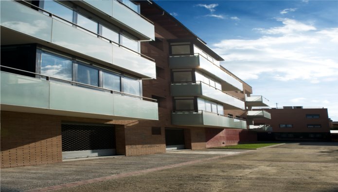 Immeuble residentiel dans Vic, Barcelona à vendre - Photo principale - Image 1 de 13