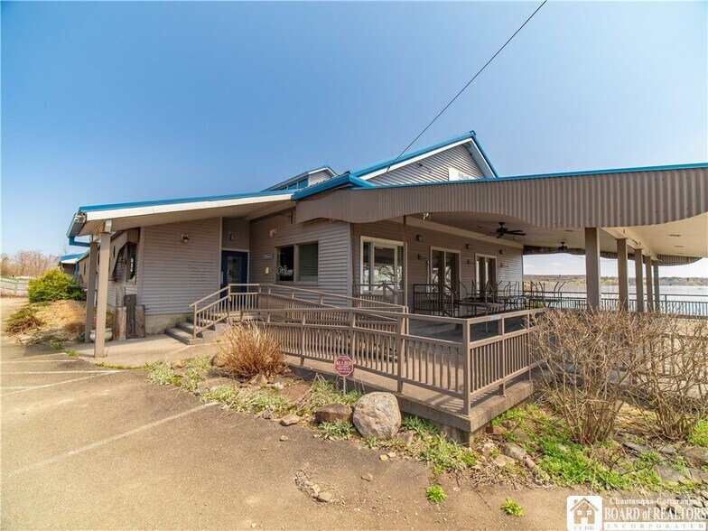 188 S Erie St, Mayville, NY à louer - Photo du bâtiment - Image 3 de 33