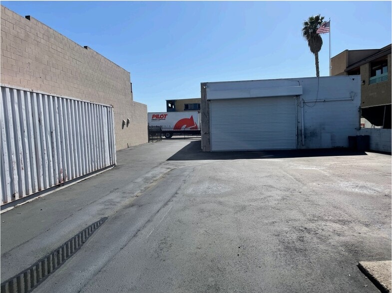 3584 Hancock St, San Diego, CA for lease - Building Photo - Image 3 of 11