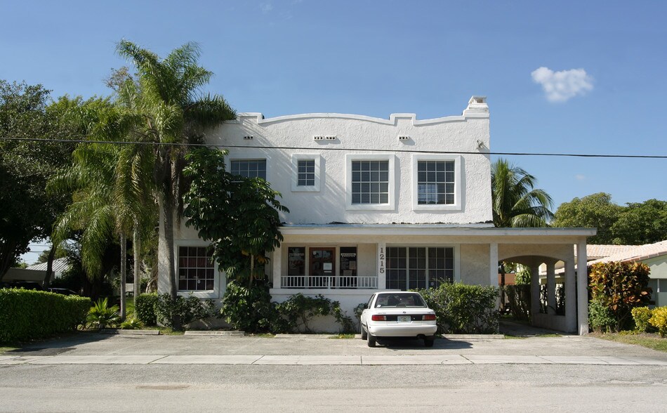 1215 SE 2nd Ave, Fort Lauderdale, FL à louer - Photo du bâtiment - Image 2 de 4