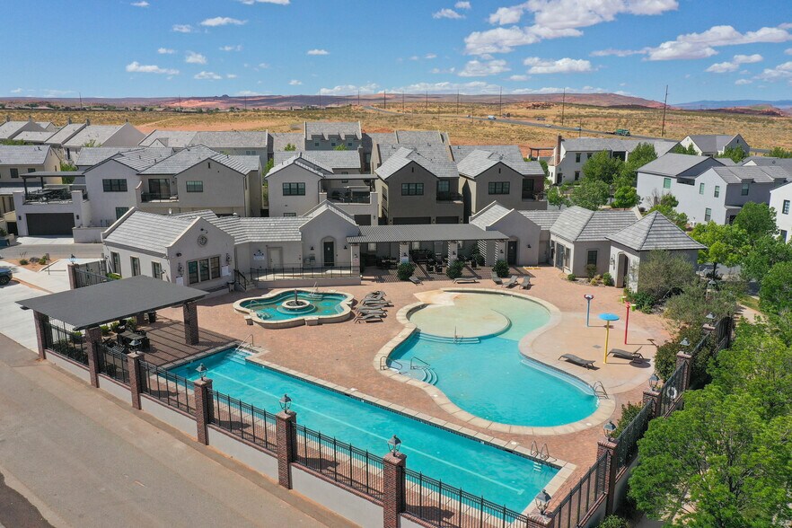 4346 W Canterbury Rd, Hurricane, UT à vendre - Photo du bâtiment - Image 2 de 45