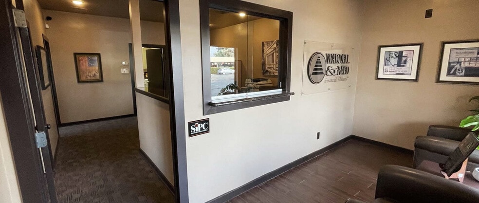 2522 Grand Canal Blvd, Stockton, CA for lease - Building Photo - Image 3 of 6