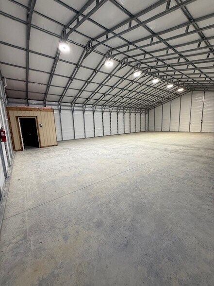 200 Martin Luther King Jr Dr, Thomasville, NC à vendre - Photo du bâtiment - Image 2 de 2