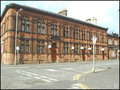 11 Grange Place, Kilmarnock à louer Photo principale- Image 1 de 2