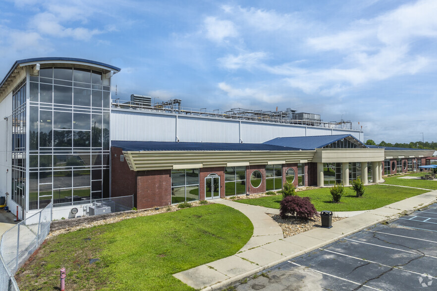 1970 Bluff Rd, Columbia, SC for sale - Primary Photo - Image 1 of 5