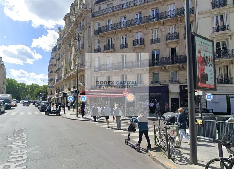 Commerce de détail dans Paris à louer Photo du bâtiment- Image 1 de 2