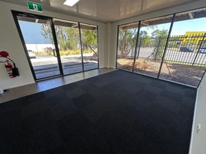 20 Spit Island Cl, Mayfield West for lease Interior Photo- Image 2 of 6