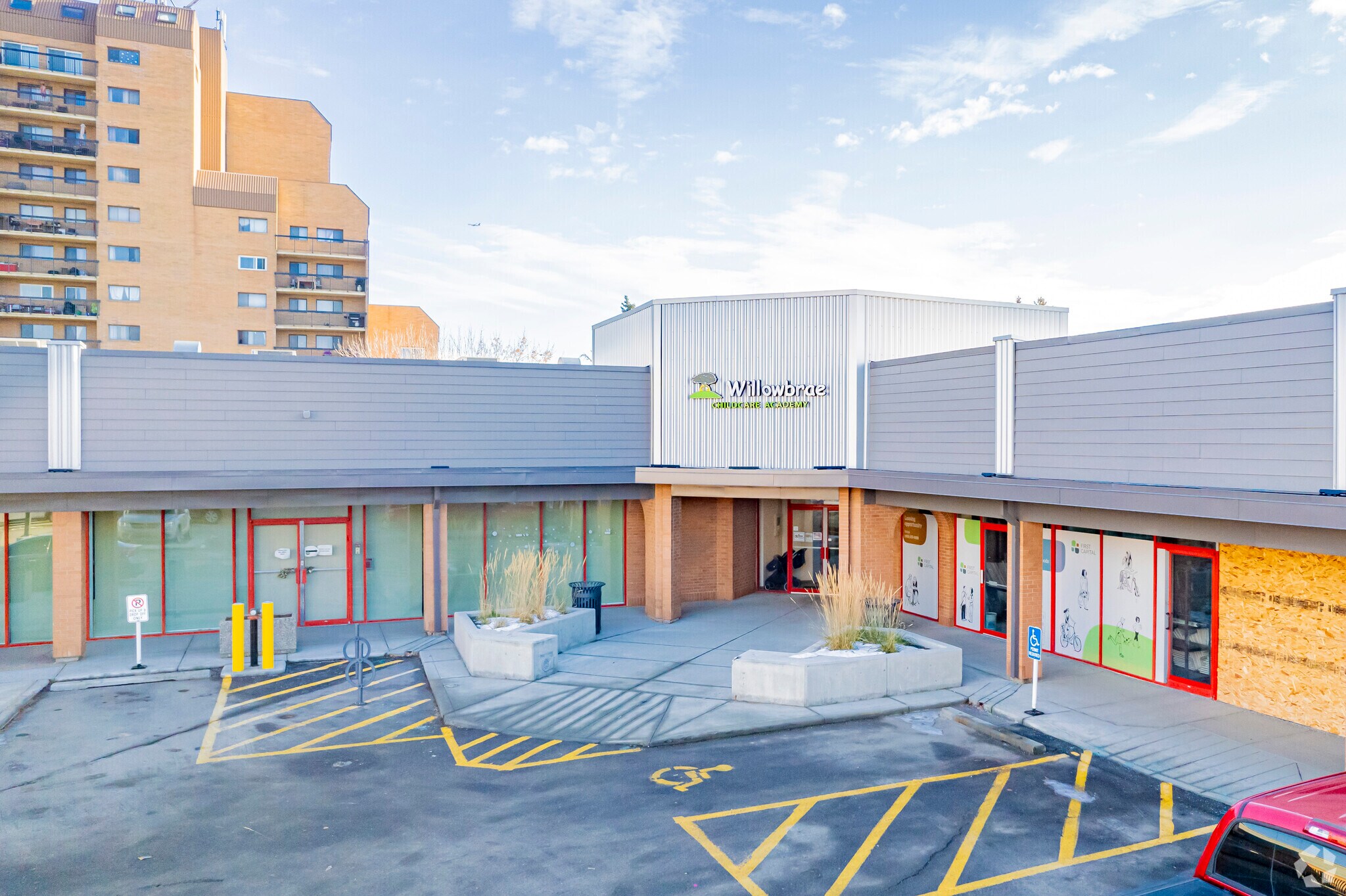 9110-9152 Macleod Trl SE, Calgary, AB for sale Primary Photo- Image 1 of 1