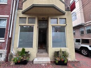 934 E Moyamensing Ave, Philadelphia, PA for lease Interior Photo- Image 2 of 12
